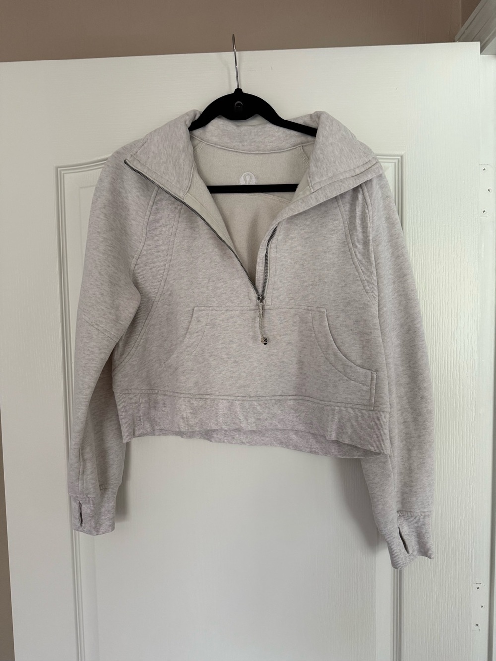Lululemon scuba half zip cropped size 6